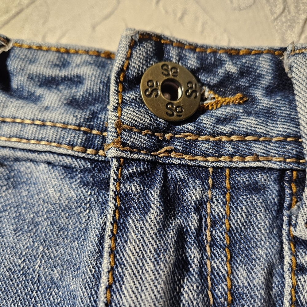 SO Distressed Denim Pocket Miniskirt - Picture 4 of 12